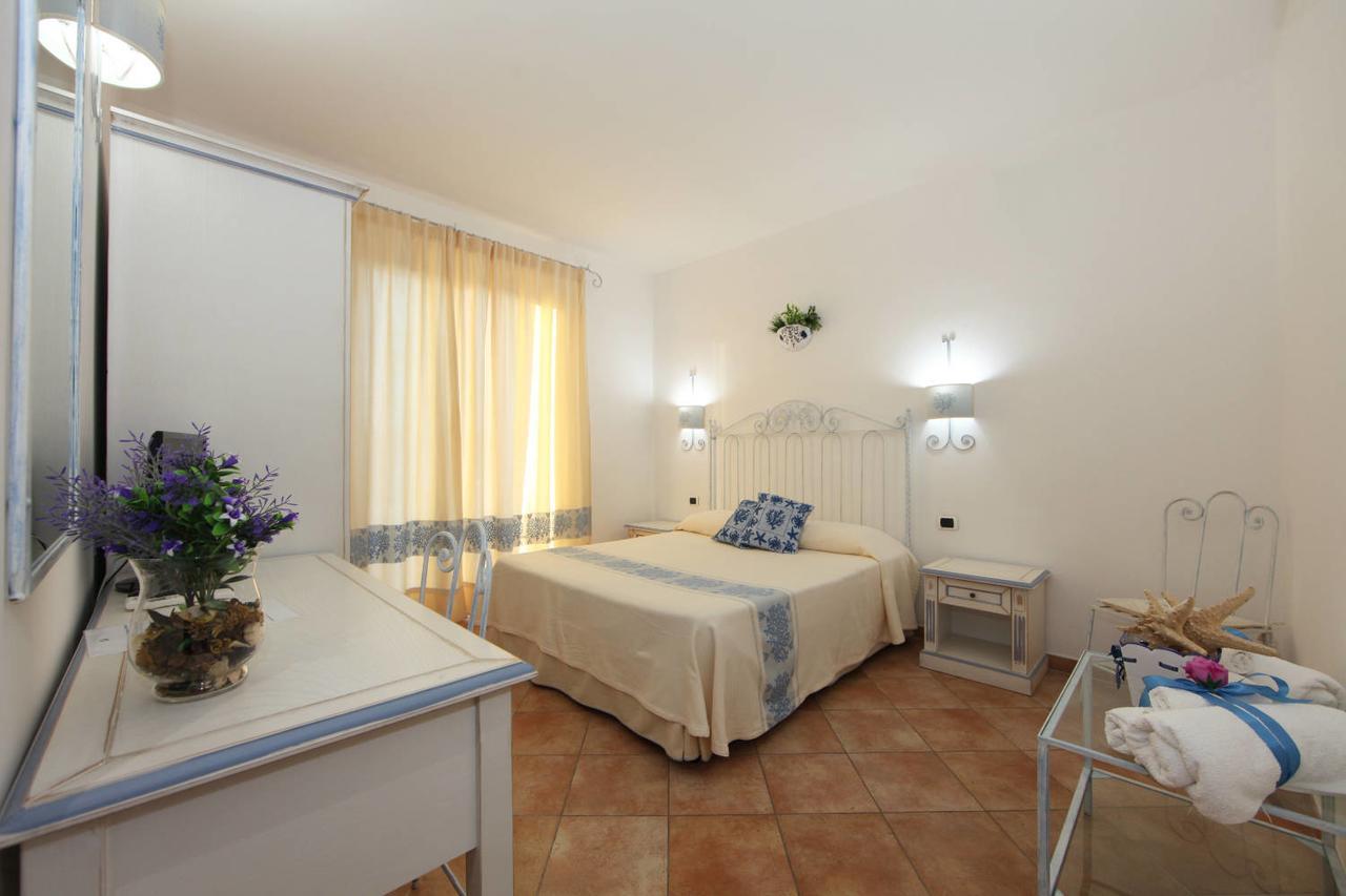 Guest House Villabianca La Maddalena  Luaran gambar
